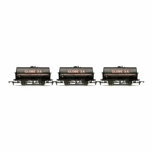 Image of Hornby Corn Products, 20T Tank wagons, three pack - Era 3/4 Model Train