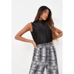 Image of Missguided High Neck Sleeveless Top - Black