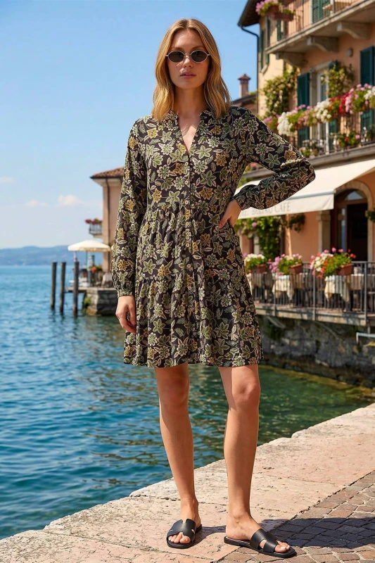 Image of Roman Womens Floral Print Button Stretch Dress in Green Size: 18 Green Female 18