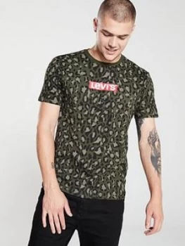Image of Levis Graphic Box Logo T-Shirt - Camo, Size XL, Men