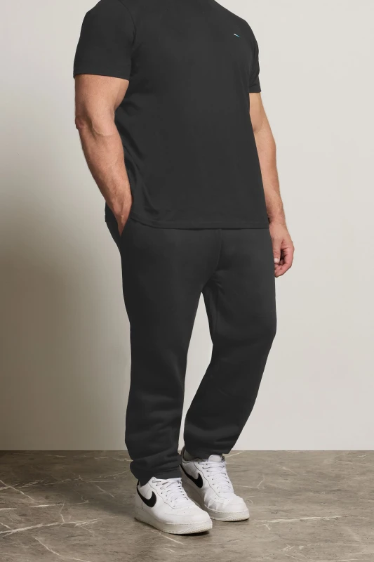Image of BadRhino BadRhino Men Elasticated Drawstring Joggers in Black Size: 7-8X-Large Black 7-8XL Male 5063589363077
