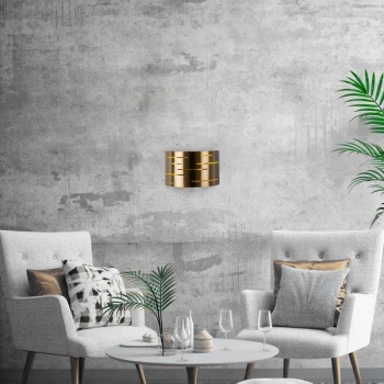 Image of 629 - A Vintage Wall Lamp