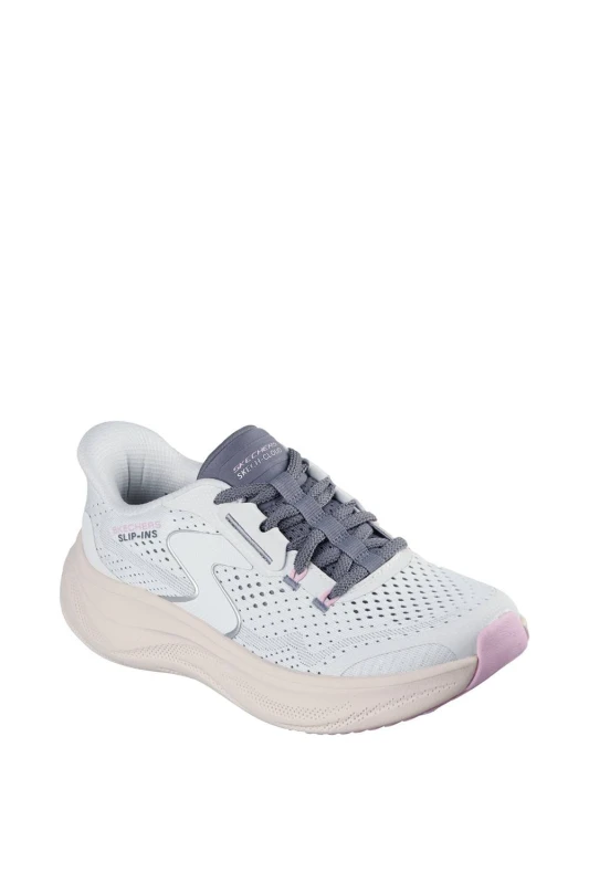 Image of Skechers Womens Skech Cloud Plush Horizon Trainers in White Size: 8 White Female 8