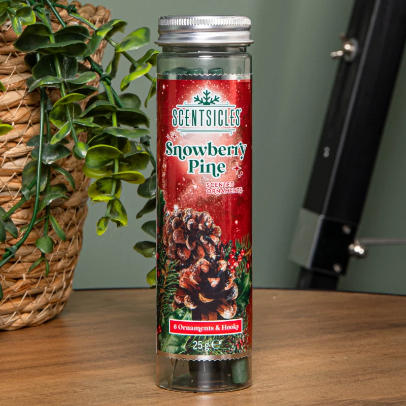 Image of 25g Snowberry Pine Scented Christmas Scentsicles with 6 Hanging Hooks