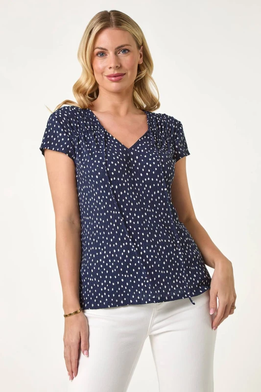 Image of Roman Womens Petite Spot Print Crinkle V-Neck Top in Navy Size: 18 Navy Female 18