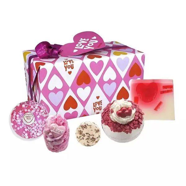Image of Bomb Cosmetics Love You Bath Bomb Gift Set Bath Soaks One size Multi 41540199000