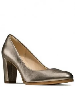 Image of Clarks Kaylin Cara Heeled Court Shoe - Stone