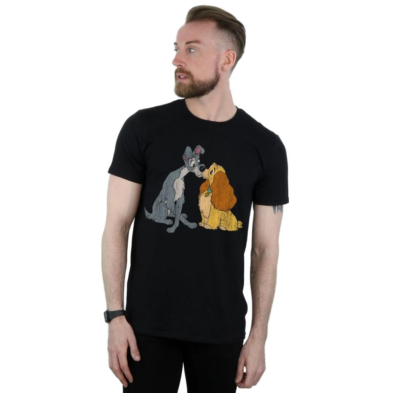 Image of Disney Men Lady And The Tramp Distressed Kiss T-Shirt in Black Size: Small Black S Male 5059400512335