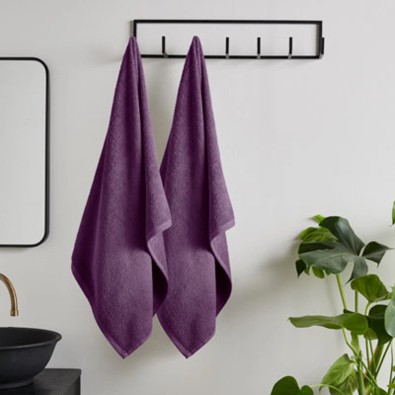 Image of Catherine Lansfield Catherine Lansfield 'Quick Dry Cotton' Bath Sheet Pair in Plum Plum Bath Sheet Unisex 5057681152332