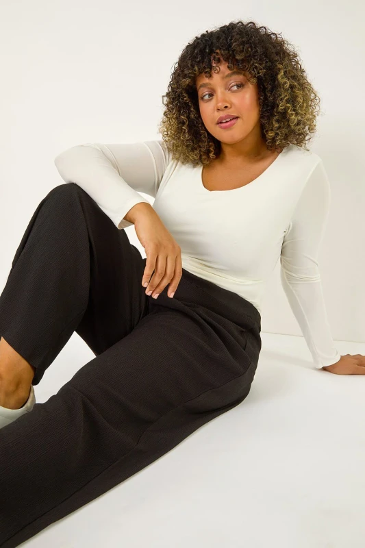 Image of Roman Curve Textured Elastic Waist Wide Leg Trouser Black