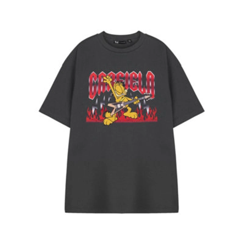 Image of Garfield Garfield Short Sleeved T-Shirt in Grey Size: 3X-Large Grey XXXL Unisex 5063203904617